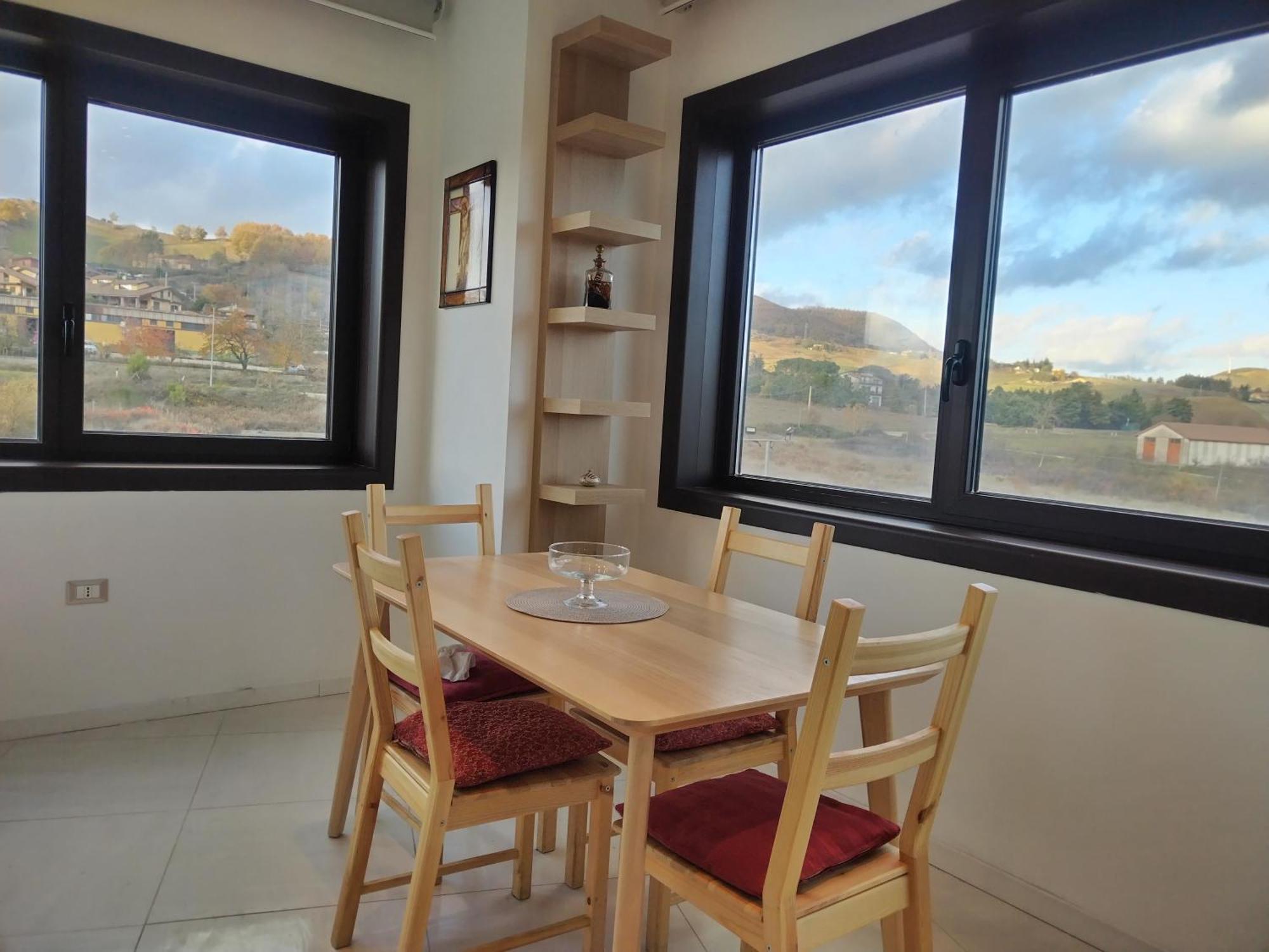 Twin House Apartment Tito Екстериор снимка