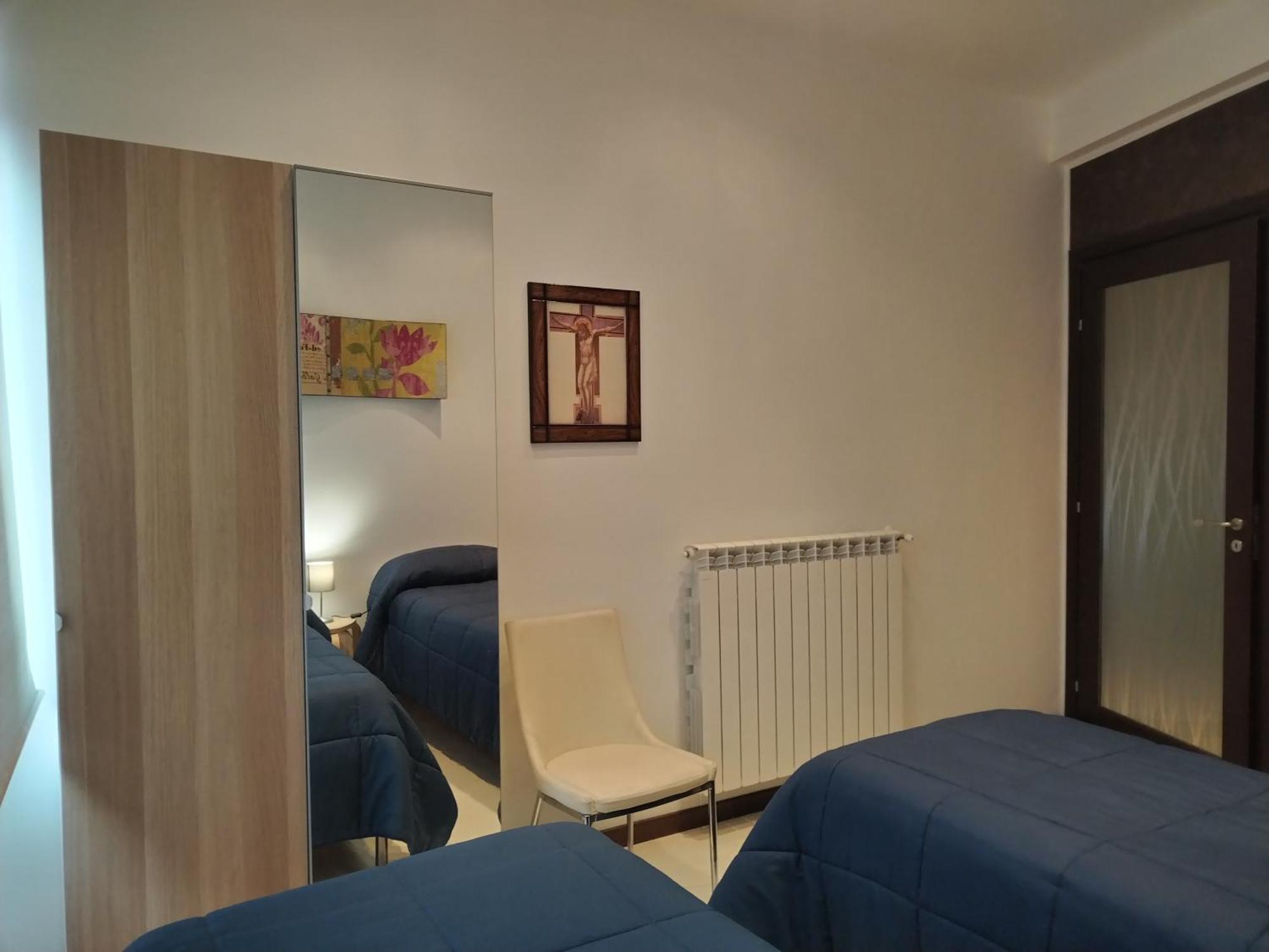 Twin House Apartment Tito Екстериор снимка