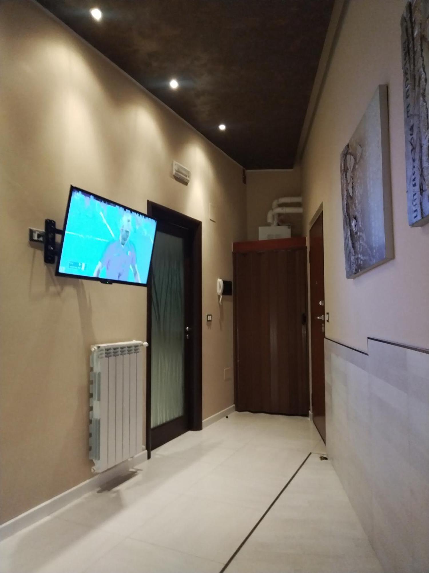 Twin House Apartment Tito Екстериор снимка