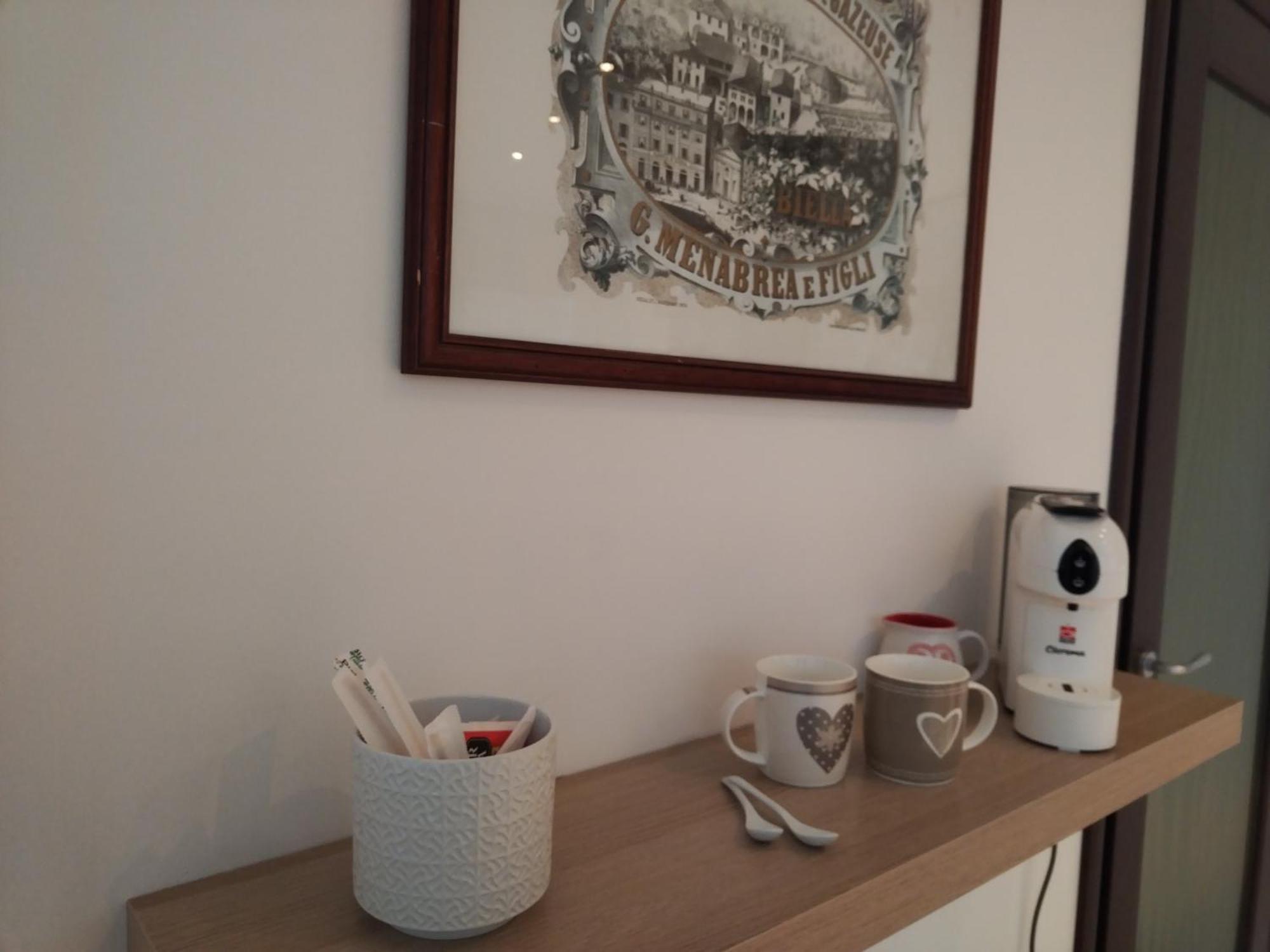 Twin House Apartment Tito Екстериор снимка